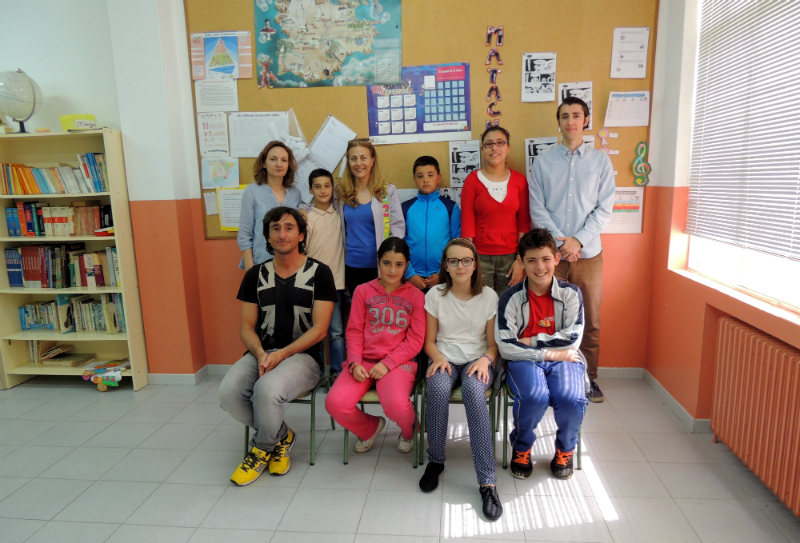 ProfeBea,Amador,ProfeAnaIsabel,Josete,ManuelaAlejandraTeacherAssistantDaniel,Sergio,Ángela,Anaís,ProfeIván